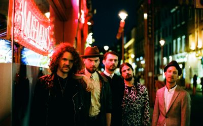 DE STAAT – Support: Mozes & The Firstborn