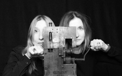 D:UEL performen Propaganda