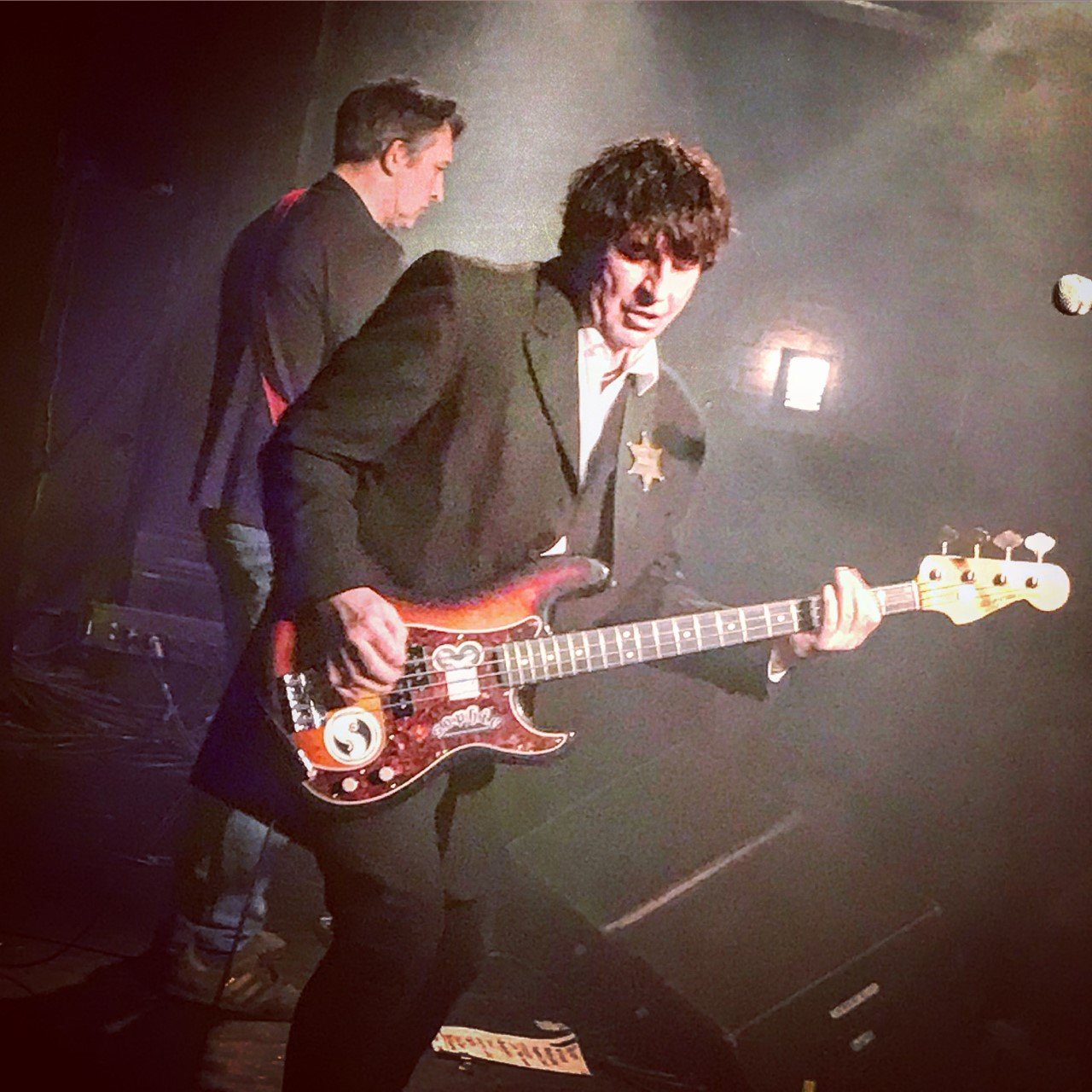 CHAMELEONS – Support: Traitrs